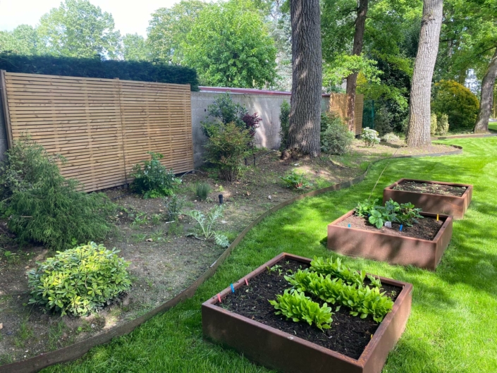 503455493_10160902490767116_4593883818448993848_n Création de jardin sur mesure achevée à Maisons-Laffitte